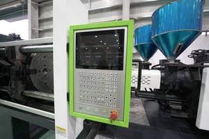Yatay Hidrolik Plastik Hızlı Enjeksiyon Kalıplama PET/PE/ABS/PC/PP Yüksek Verimli Kalıplanmış Parça Montaj Hizmetleri Motor - Product Image 3