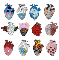 Broches anatomiques mignonnes en émail en forme de cœur, broche médicale d'anatomie et de neurologie pour médecin et infirmière, sac de revers, badges cadeaux