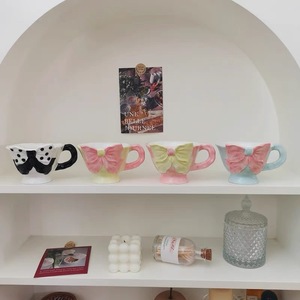 Taza de cerámica de lunares en blanco y negro con lazo tridimensional de estilo coreano Ins, taza de <span class=keywords><strong>desayuno</strong></span> - Product Image 2