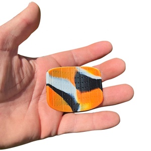 Coussinets de poignée de <span class=keywords><strong>golf</strong></span> Accessoires Swing de <span class=keywords><strong>golf</strong></span> <span class=keywords><strong>Putting</strong></span> Réduire la friction Aides à la poignée du club de main Entraîneur extérieur <span class=keywords><strong>Grip</strong></span> de <span class=keywords><strong>golf</strong></span> T-magic Pad - Product Image 1