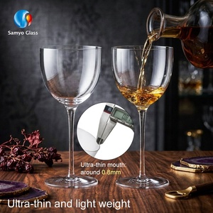Copas de Martini de Cristal Ultrafinas Clásicas Sopladas a Mano Personalizadas Samyo, Copas de Vino Tinto Mini al por Mayor - Product Image 1