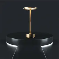 TX40-Lámpara LED de mesa dorada recargable para mesita de noche, para Hotel, decorativa, moderna, Vintage, de Metal, para restaurante
