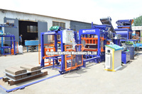 Machine à fabriquer des blocs QT4-15 avec une production de 7680 pièces/8h, machine à blocs creux en béton automatique à haute productivité, machine à blocs hydrauliques pour pavés