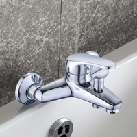 Vente en gros de robinets de style moderne en zinc chromé pour salle de bain, mitigeur mural pour baignoire et douche