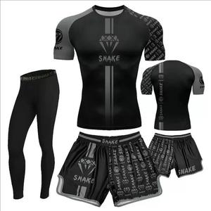 ชุดกีฬา MMA <span class=keywords><strong>มวย</strong></span>ไทย 3 ชิ้น <span class=keywords><strong>เสื้อ</strong></span>รัดกล้ามเนื้อ กางเกงขาสั้น และเสื้อยืด สำหรับผู้ชาย - Product Image 4