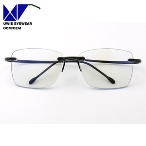 Gafas de Lectura Unisex <span class=keywords><strong>Progresivas</strong></span> Multifocales con Bloqueo de Luz Azul, Montura Transparente con Material TR90, Estilo para Hombre y Mujer, Lentes Azules - Product Image 3