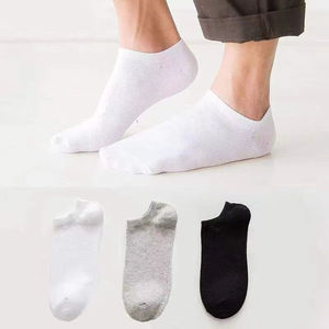 تخفيضات كبيرة الصيف عارضة رخيصة الرجال أسود أبيض أزياء تنفس قصيرة منخفضة قطع الجوارب الكاحل الرجال - Product Image 2