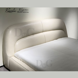 Modern Minimalist Metal <b>Platform</b> Luxury Upholstered King Size <b>Bed</b> <b>Frame</b> with LED Lights and Storage - Product Image 5
