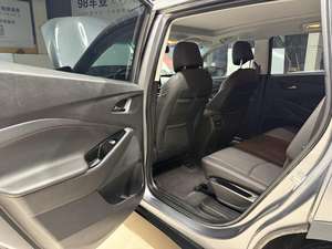 Auto Usado Chevrolet Orlando 2020 Híbrido Ligero Redline 530T Edición <span class=keywords><strong>Joy</strong></span> - Product Image 6