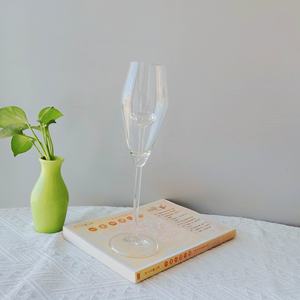 Personnalisé Vintage lumineux 3D diamant verre tasse bar vin verrerie flûte à <span class=keywords><strong>champagne</strong></span> avec diamant à l'intérieur pour la fête de mariage à la maison - Product Image 4