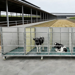 Nouvelle niche à veaux mobile en acier galvanisé à chaud, durable et facilement déplaçable sur roues pour ferme d'élevage - Product Image 1