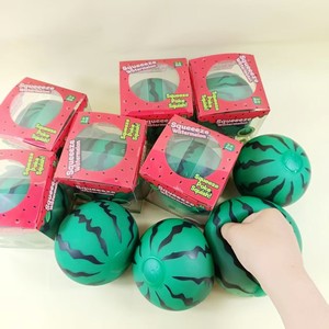 Jouet Squishy Perles Éclatantes Pastèque & Fraise, Fruits Simulés Anti-Stress à Presser - Product Image 6