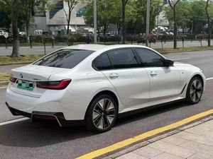 Voitures électriques d'occasion <span class=keywords><strong>BMW</strong></span> <span class=keywords><strong>i3</strong></span> Blanches, 100% électriques, 592 km d'autonomie, berline EV d'occasion, EV d'occasion abordable, assurance commerciale, marque Gamany, fabriqué en Chine - Product Image 2