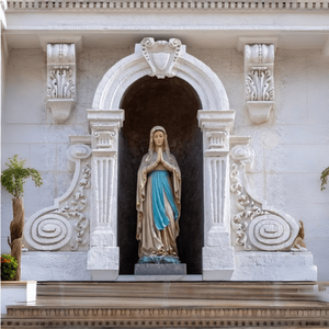 Statue de la Vierge Marie en résine et fibre de verre résistante aux intempéries, peinte à la main, style antique, 65 pouces grandeur nature, modèle personnalisable pour jardin extérieur - Product Image 3