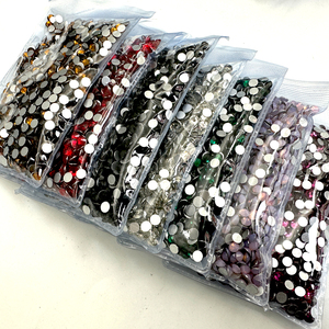 Cristalli Decorativi a Forma di Diamante, Strass Piatti Non Termoadesivi, <span class=keywords><strong>Pietre</strong></span> di Vetro Rotonde per Decorazione di Abiti e Unghie - Product Image 1