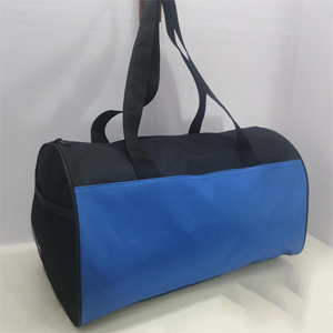Bolsa de Gimnasio Personalizada para Hombre al por Mayor, Económica de Poliéster 600D, Cruzada para Deportes, Natación, Viaje y Regalo Comercial - Product Image 5