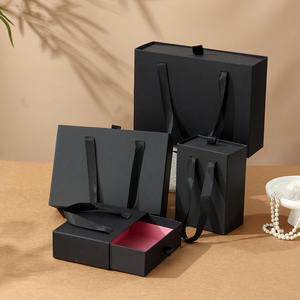 Caja de transporte de mano de cajón rectangular negra de compras con logotipo personalizado elegante al por mayor para productos de lujo - Product Image 2