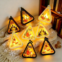 Lanterne de Noël triangulaire portable, lampe à huile en plastique, bougie décorative, design Père Noël pour la décoration de table de fête
