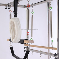 Reformer de Pilates pliable en bois massif de qualité supérieure, design peu encombrant pour utilisation en studio de Pilates