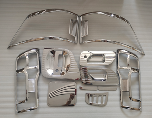 Juego Completo de Accesorios Color Cromo para Nissan NV350 Urvan E26 2014-2025 Kit de Estilo Exterior Adhesivos Decorativos de Actualización - Product Image 3