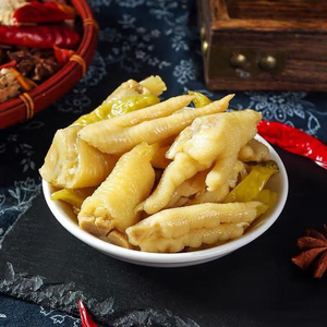 Snacks asiatiques en gros avec saveur chinoise, <span class=keywords><strong>pattes</strong></span> <span class=keywords><strong>de</strong></span> <span class=keywords><strong>poulet</strong></span> marinées au poivre 100g, <span class=keywords><strong>pattes</strong></span> <span class=keywords><strong>de</strong></span> <span class=keywords><strong>poulet</strong></span> épicées - Product Image 2