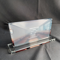 Plaque en cristal rectangulaire givrée personnalisée avec logo et texte Neelpure 186530 pour affichage sur bureau