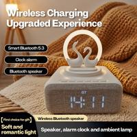 Réveil numérique audio multifonction 6-en-1 en plastique pour bureau, support de téléphone réglable, veilleuse LED RGB, chargeur sans fil