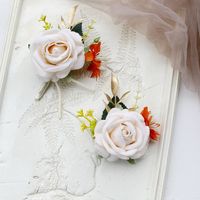 Bracelets de fleurs artificielles réalistes pour mariée et demoiselle d'honneur, corsages de poignet pour mariage et bal de promo, fleurs de mariage artificielles