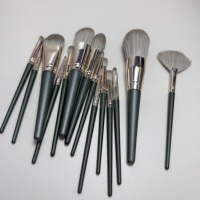 Nouvelle conception, manche en bois vert, poils synthétiques, virole en aluminium, ensemble de pinceaux de maquillage professionnels, brochas de maquillaje