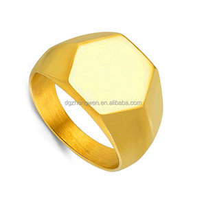 Không Thấm Nước 316 <span class=keywords><strong>L</strong></span> Thép Không Gỉ Người Đàn Ông Của Nhẫn Tùy Chỉnh 18K Vàng Mạ Khắc Logo Tên Vòng - Product Image 2