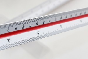 Regla Triangular de Plástico de 10 cm/4 Pulgadas, Promocional, Grande y Pequeña, Colorida, de Tres Bordes, para Arquitectos e Ingenieros, con Estuche de PVC - Product Image 6