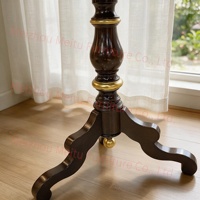 Table d'appoint étroite rustique peinte à la main, finition noyer foncé avec bordure dorée, 24 pouces de haut, table d'appoint vintage à motif floral pour salon