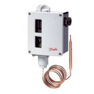 Contrôleur de température et interrupteur 017-506066 RT108 pour climatisation centrale, plastique ABS anti-poussière - Product Image 1