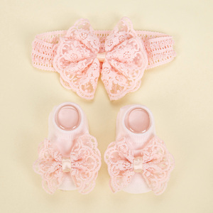 Due pezzi nuovi Set di fascia con fiocco in pizzo alla moda per bambine bianco rosa Beige 0-12 mesi Set di calze di cotone - Product Image 2