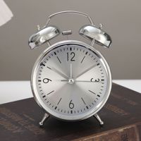 Retro-Stil Wecker, Quarz-Wecker für Schüler und Kinder, Metalluhr, Geräuschloser Nachtlicht-Wecker als Geschenk im Großhandel