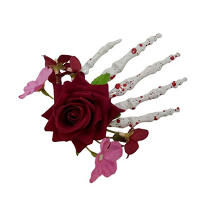 Barrette à cheveux vintage gothique avec main squelette florale et fausse rose, pour femme, style sombre, Halloween, décoration pour festival des fantômes - Product Image 5