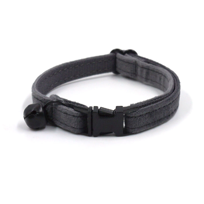 Black hardware cat collar