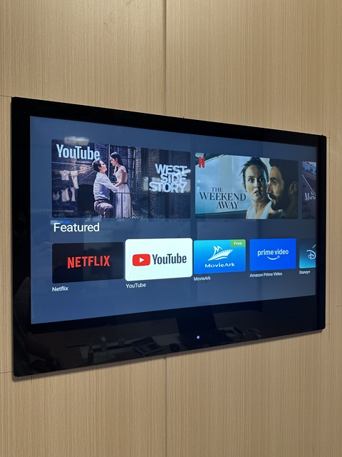 New Arrival Modern 26 Inch HD High Nits Waterproof Bathroom TV with Premium Built-in HiFi Audio System Anti-fog Wall Hanging