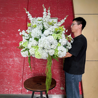 FB2269 Nouvelle conception de boule de fleurs artificielles vertes et blanches pour mariage, centre de table de mariage, grande boule de fleurs pour décoration de mariage