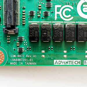ADVANTECH SOM-6872 19A6687201-01 Rev.A1 SOM-6873 AMD Ryzen Embedded AMD Ryzen Embedded V2000 Module Compact de Type 6 COM Express - Product Image 5