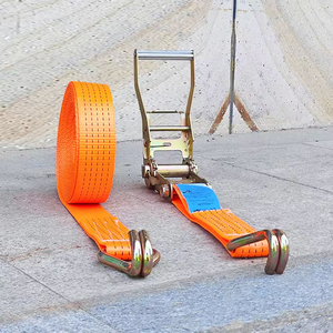 Sangle de fixation en polyester haute résistance avec tendeur métallique, conçue pour une fixation rapide et sûre des marchandises dans les camions et les conteneurs. - Product Image 4