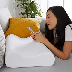 Pasokan Pabrikan Grosir Bantal Ortopedi Busa Memori Kontur Ergonomis - Product Image 1