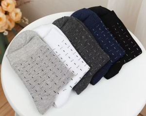 <span class=keywords><strong>Chaussettes</strong></span> en coton décontractées pour homme, 5 paires, couleur unie, automne/hiver, taille moyenne, emballage en boîte - Product Image 2