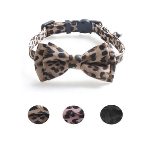 Collier pour animaux de compagnie à imprimé léopard avec clochette, doux et réglable pour chats, chatons, petits animaux, pour la promenade quotidienne, les sorties, les fêtes, les séances <span class=keywords><strong>photo</strong></span>, usage quotidien - Product Image 3
