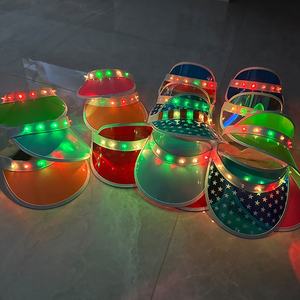 Casquette de soleil en plastique LED avec lumière intégrée, casquette de sport pour femmes et hommes, costume de fête d'Halloween pour les voyages en plein air, personnalisable - Product Image 1