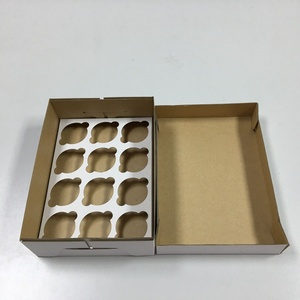 กล่องใส่คัพเค้กแบบใสทรงยาว กล่องแพ็คเกจร้านเบเกอรี่ กล่องขนมอบแบบ OEM - Product Image 1