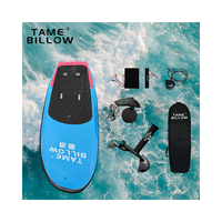 Première planche de surf et planche à pagaie hydrofoil électrique sans fil au monde, rechargeable, avec une vitesse de 45 km/h et une autonomie de 120 minutes