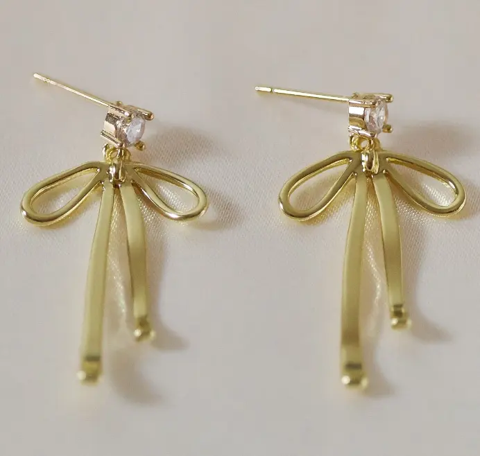 Orecchini eleganti con fiocco chic in oro 14k orecchini con fiocco imbottiti in oro eleganti orecchini da sposa