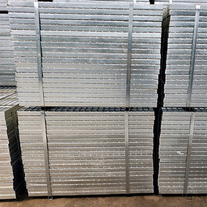 <span class=keywords><strong>ราคา</strong></span>โรงงาน<span class=keywords><strong>แผง</strong></span>รั้วชุบสังกะสี Hot DIP พร้อมตะแกรงเหล็กสําหรับอสังหาริมทรัพย์ - Product Image 3