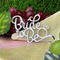 Wiederverwendbarer Acryl-Kuchenaufsatz 'Bride to Be' zur Seitlichen Kuchendekoration für Brautparty und Hochzeitsfeier Zubehör